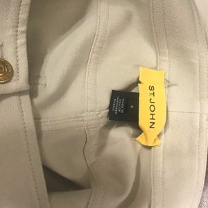 St. John size 8 classic pants
